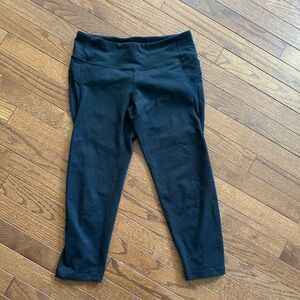 Zella Black Women's Cropped Leggings